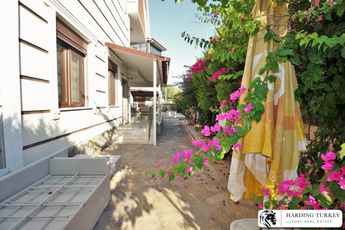 Image No.32-3 Bed Villa / Detached for sale