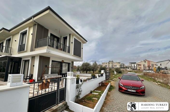 Image No.2-3 Bed Semi-Detached for sale