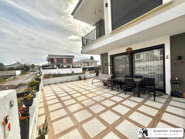 Image No.13-3 Bed Semi-Detached for sale