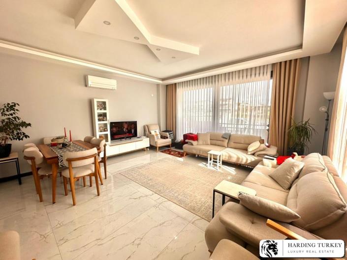 Image No.21-3 Bed Semi-Detached for sale