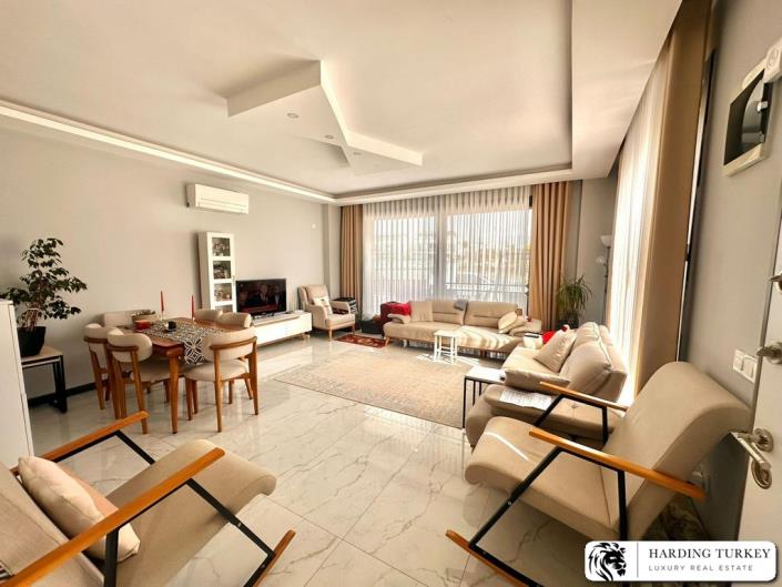 Image No.24-3 Bed Semi-Detached for sale