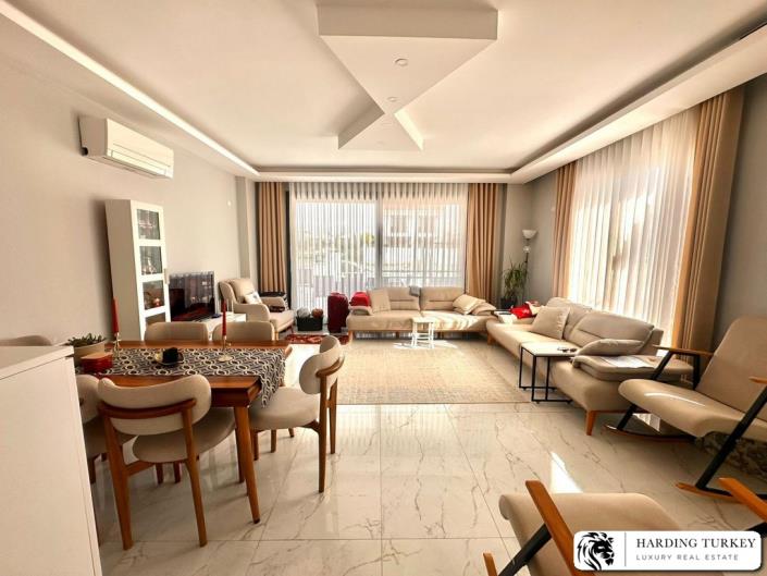 Image No.23-3 Bed Semi-Detached for sale