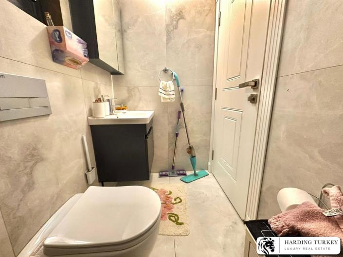 Image No.28-3 Bed Semi-Detached for sale