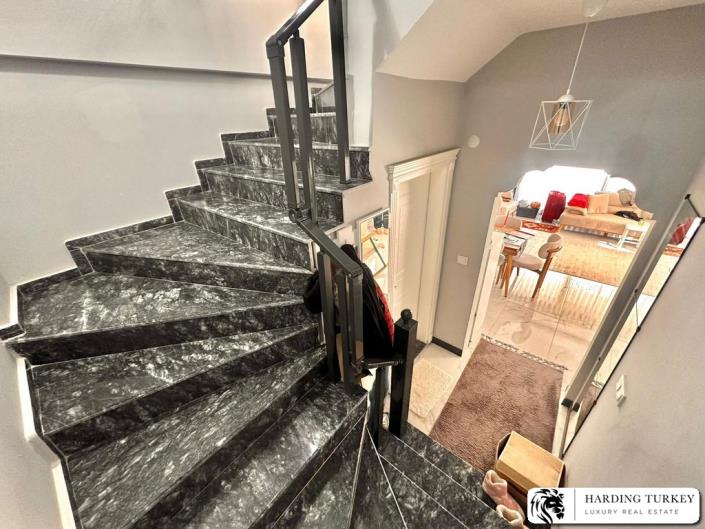 Image No.30-3 Bed Semi-Detached for sale