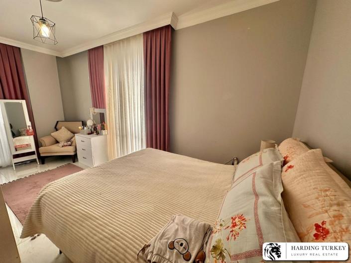 Image No.33-3 Bed Semi-Detached for sale