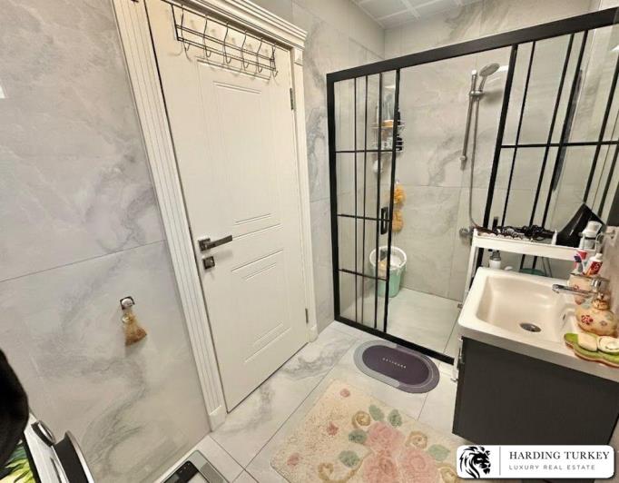 Image No.42-3 Bed Semi-Detached for sale