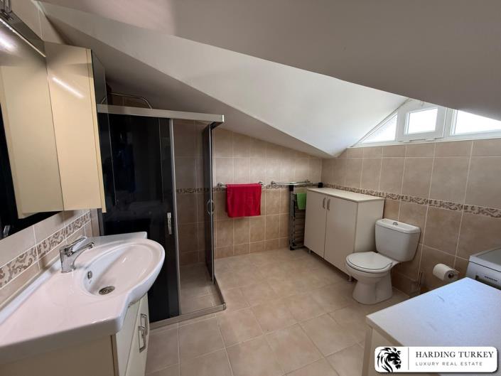 Image No.24-3 Bed Duplex for sale