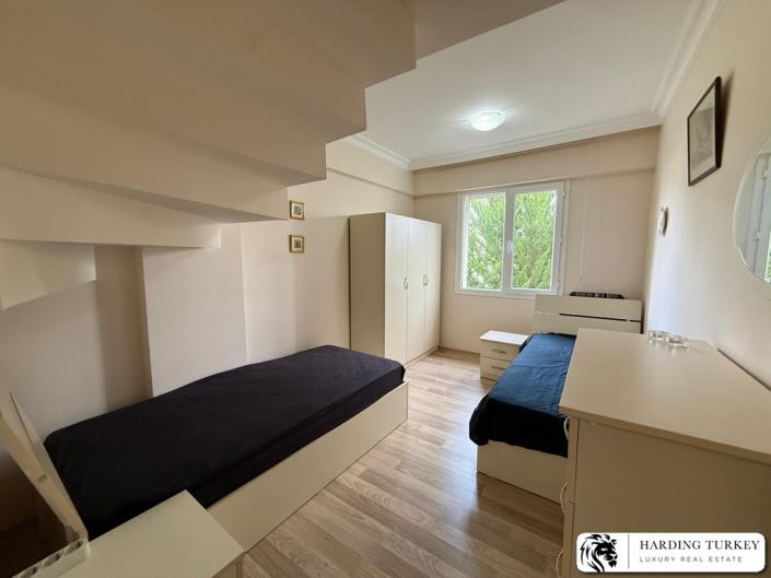 Image No.28-3 Bed Duplex for sale