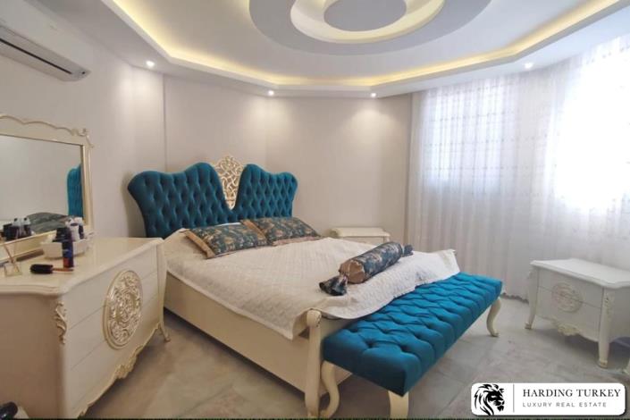 Image No.17-5 Bed Villa / Detached for sale