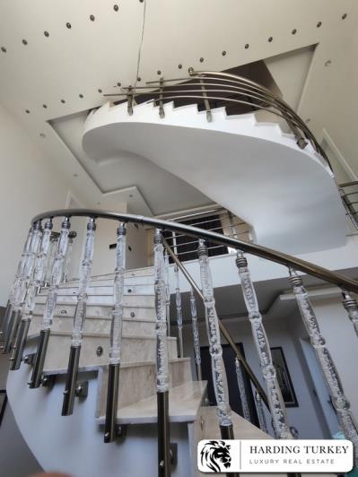 Image No.22-5 Bed Villa / Detached for sale