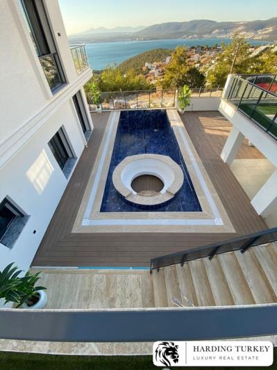 Image No.19-4 Bed Villa / Detached for sale