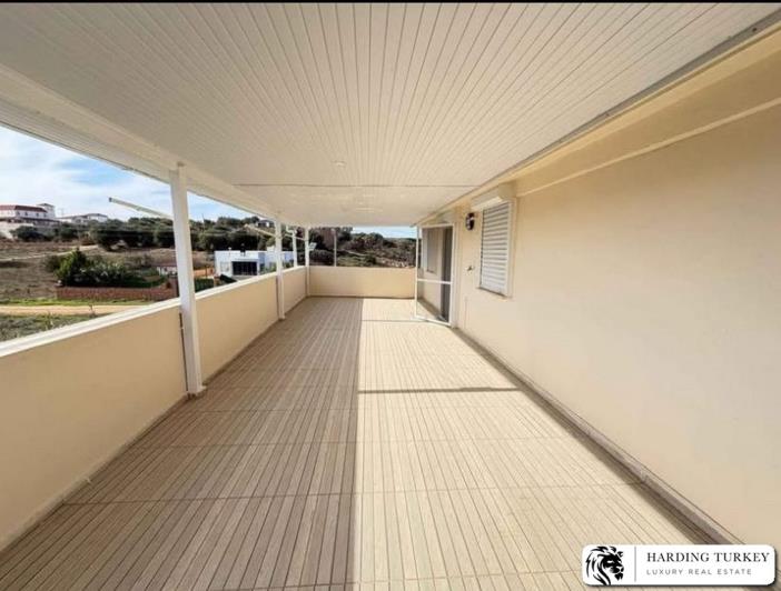 Image No.8-4 Bed Villa / Detached for sale