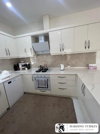 Image No.25-4 Bed Villa / Detached for sale