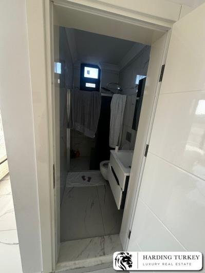 Image No.14-4 Bed Villa / Detached for sale