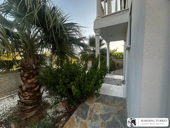 Image No.18-4 Bed Villa / Detached for sale