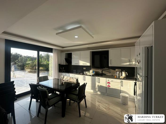 Image No.26-4 Bed Villa / Detached for sale