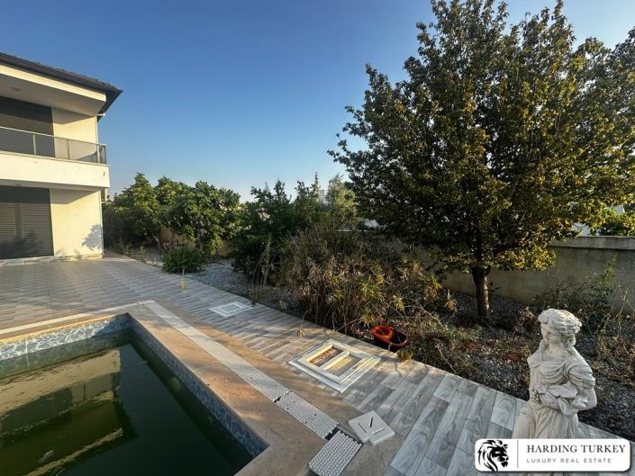 Image No.30-4 Bed Villa / Detached for sale