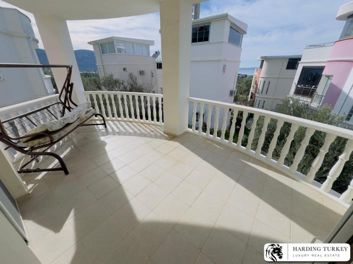 Image No.29-3 Bed Villa / Detached for sale