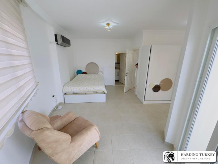 Image No.43-3 Bed Villa / Detached for sale