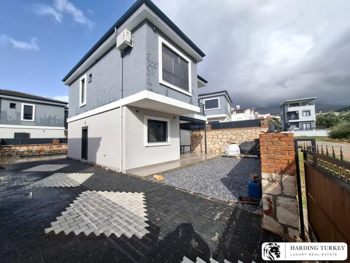 Image No.9-3 Bed Villa / Detached for sale