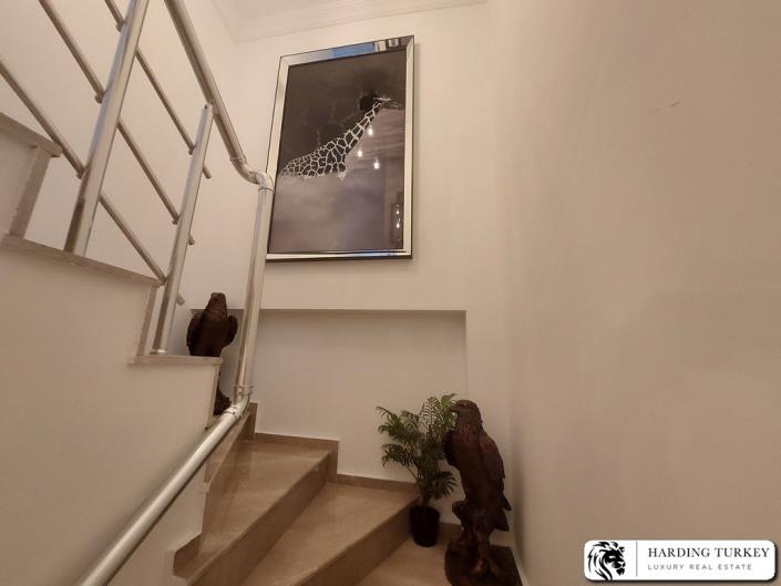 Image No.11-3 Bed Duplex for sale