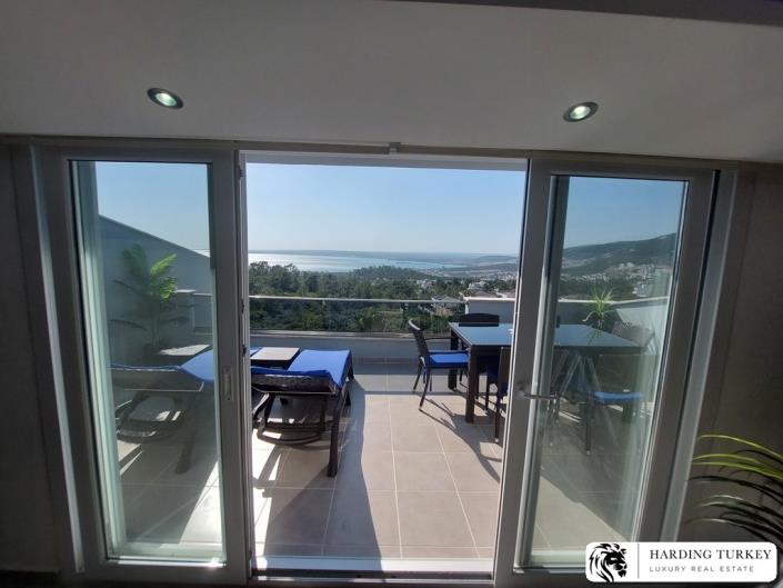 Image No.37-3 Bed Duplex for sale