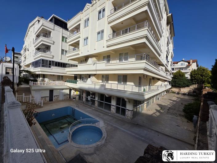 Image No.29-2 Bed Apartment for sale