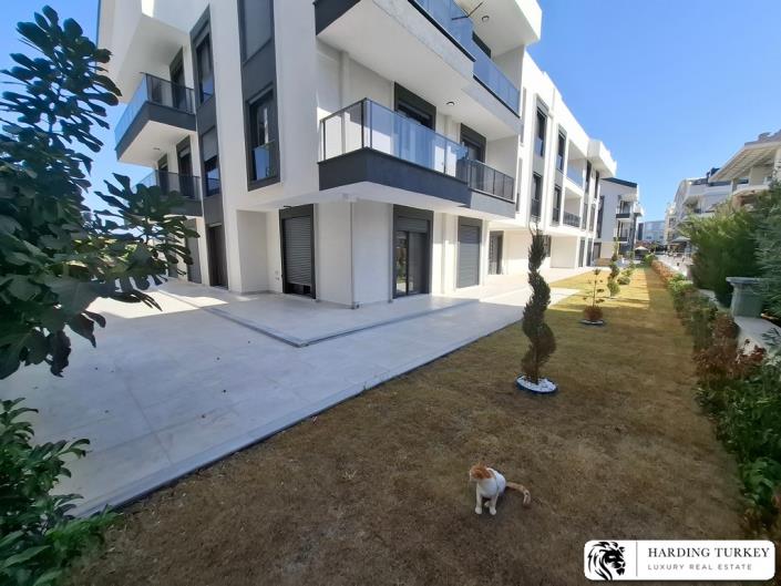 Image No.10-2 Bed Apartment for sale