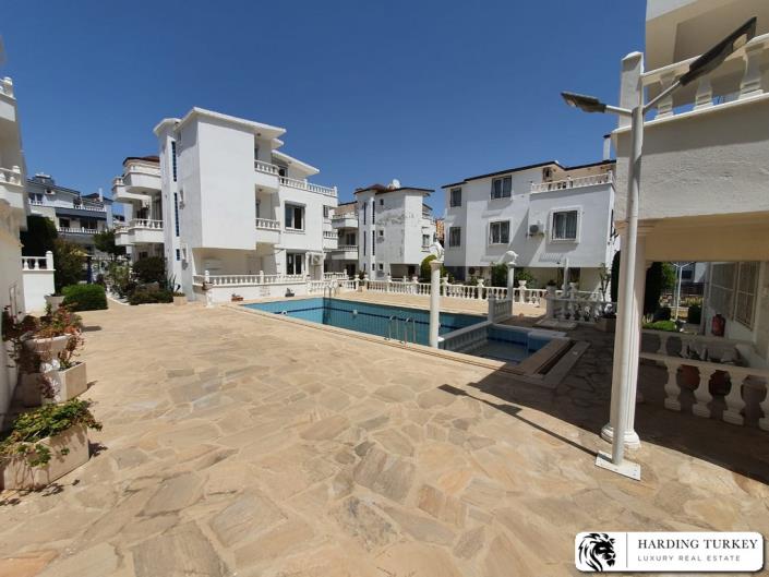 Image No.13-4 Bed Semi-Detached for sale