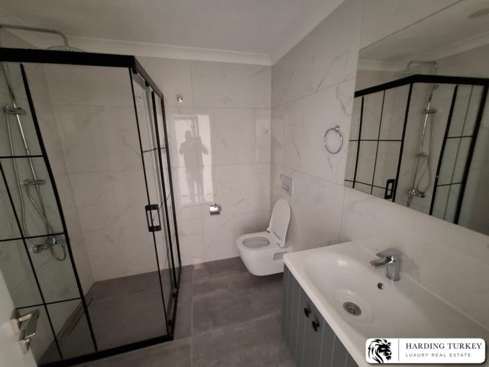 Image No.12-1 Bed Apartment for sale