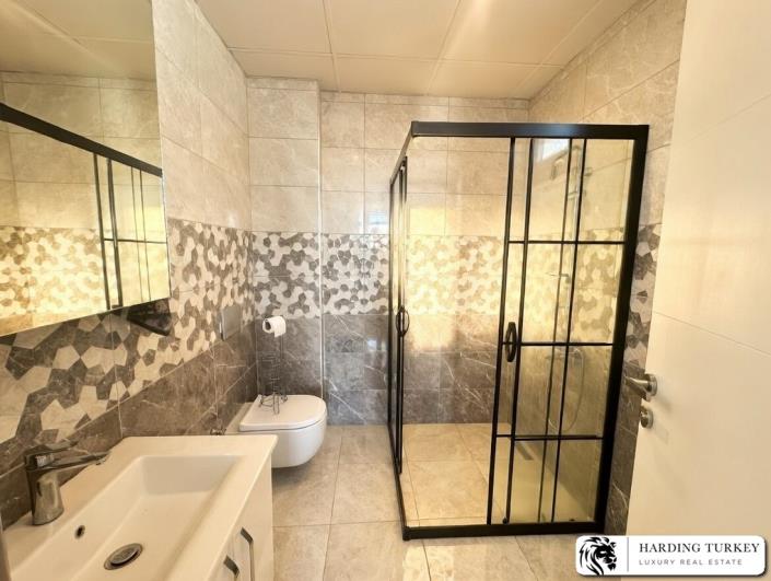 Image No.9-4 Bed Villa / Detached for sale