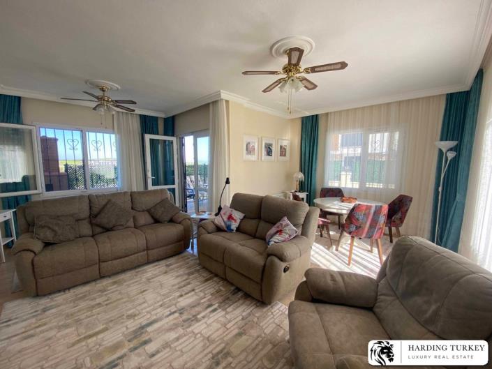 Image No.13-3 Bed Semi-Detached for sale