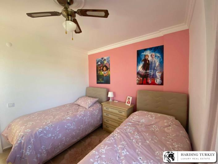 Image No.17-3 Bed Semi-Detached for sale