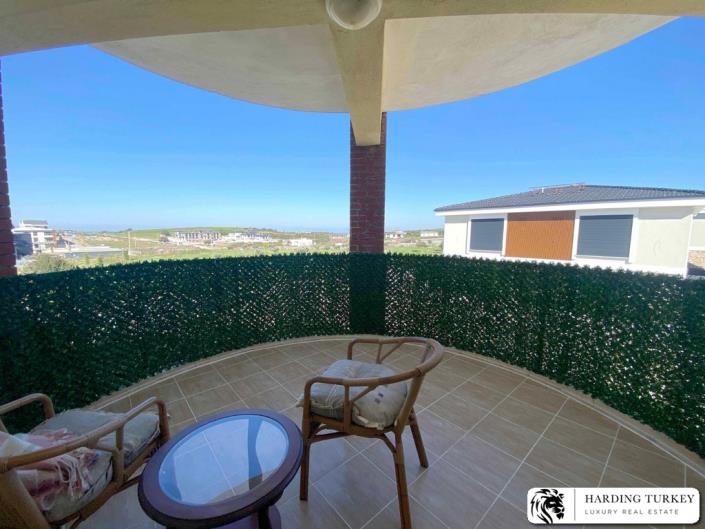 Image No.21-3 Bed Semi-Detached for sale