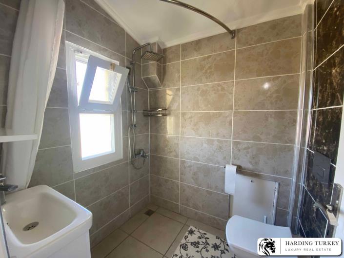 Image No.24-3 Bed Semi-Detached for sale