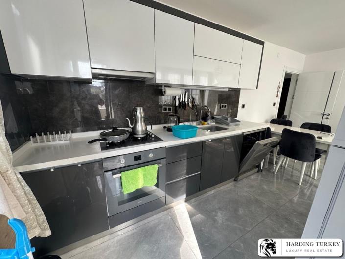 Image No.32-2 Bed Apartment for sale