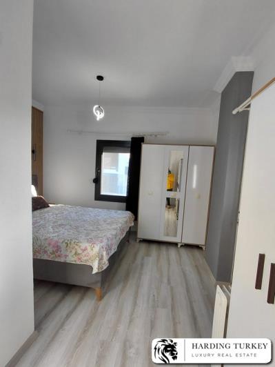 Image No.21-3 Bed Semi-Detached for sale