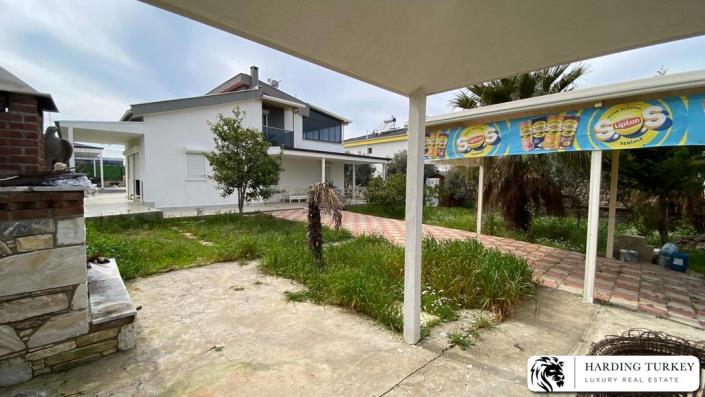 Image No.15-4 Bed Villa / Detached for sale