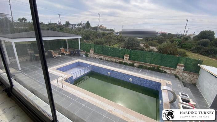 Image No.18-4 Bed Villa / Detached for sale