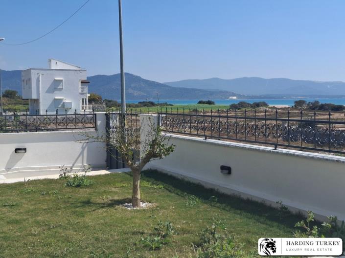 Image No.2-3 Bed Villa / Detached for sale