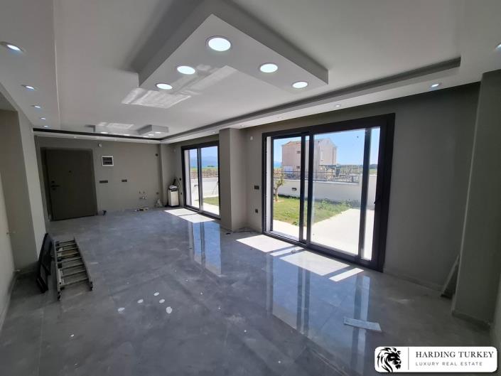 Image No.13-3 Bed Villa / Detached for sale