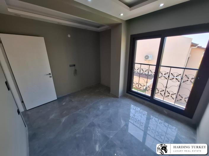 Image No.24-3 Bed Villa / Detached for sale