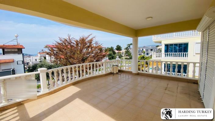 Image No.3-4 Bed Villa / Detached for sale