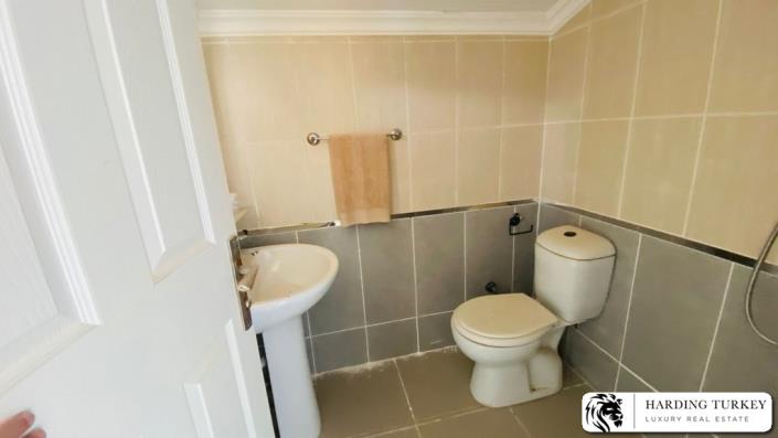 Image No.20-4 Bed Villa / Detached for sale