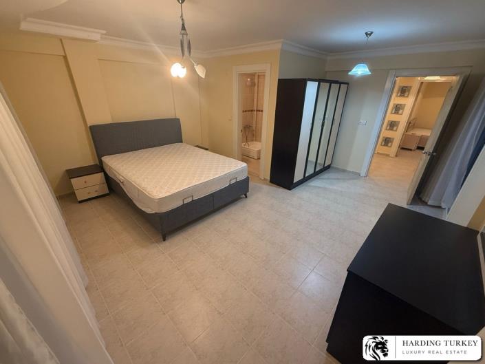 Image No.8-5 Bed Villa / Detached for sale