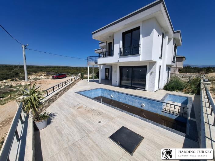 Image No.3-5 Bed Villa / Detached for sale