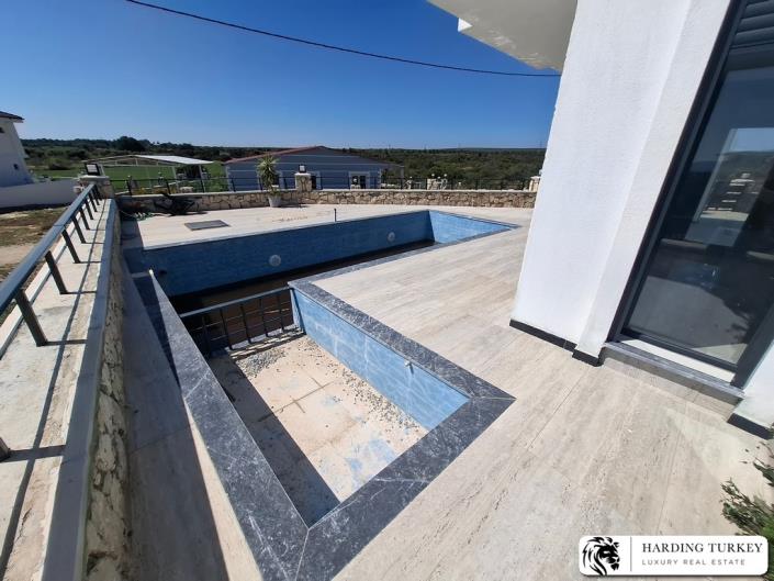 Image No.5-5 Bed Villa / Detached for sale