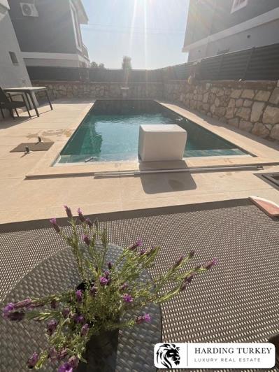 Image No.35-3 Bed Villa / Detached for sale