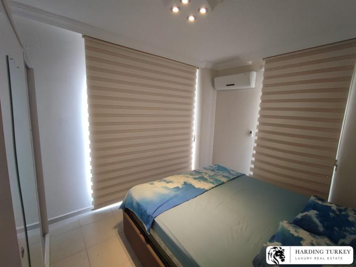 Image No.29-6 Bed Semi-Detached for sale