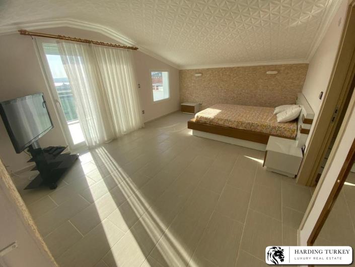 Image No.21-3 Bed Villa / Detached for sale